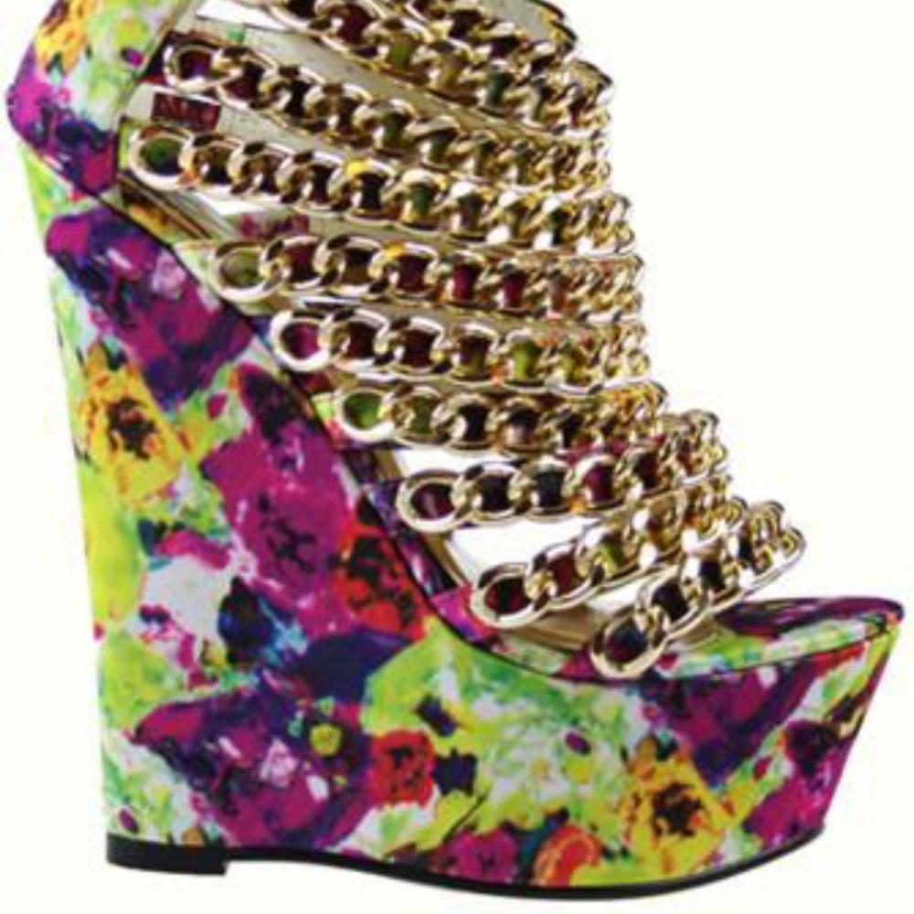 Nelly Bernal Caked Up Fuschia